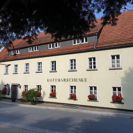Kottmarschenke - Gaestezimmer Und Ferienwohnung Am Kottmar 外观 照片